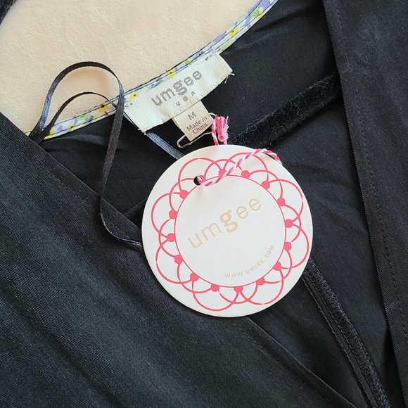 NWT! Black Umgee Romper w/Chest Clasp & Belted Tie - Rayon/Polyester | Size M - Picture 5 of 5